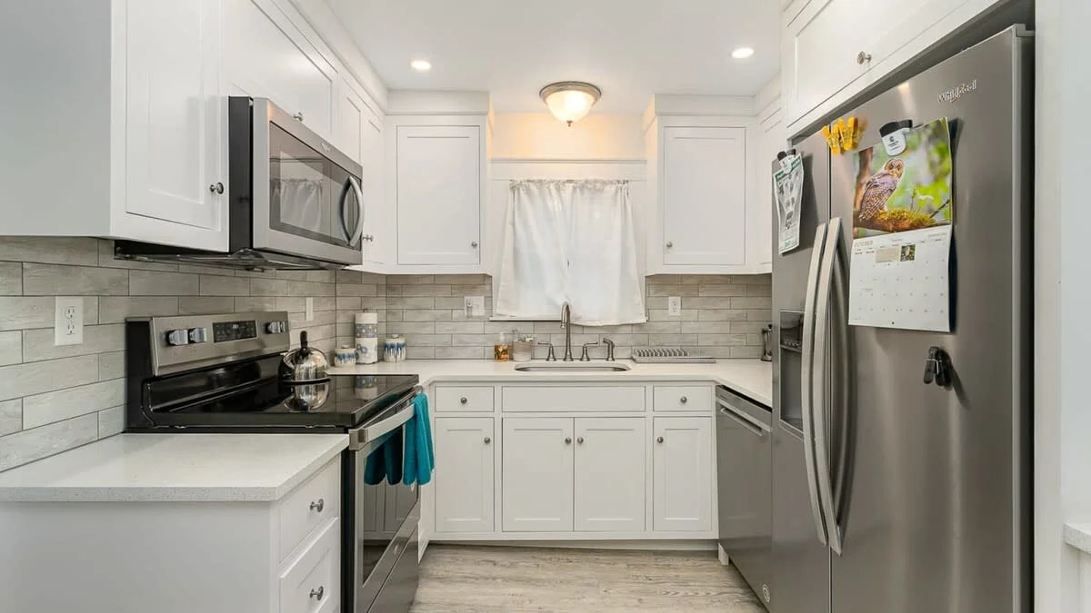 Renovated Gloucester kitchen showing how to prep a house to rent out